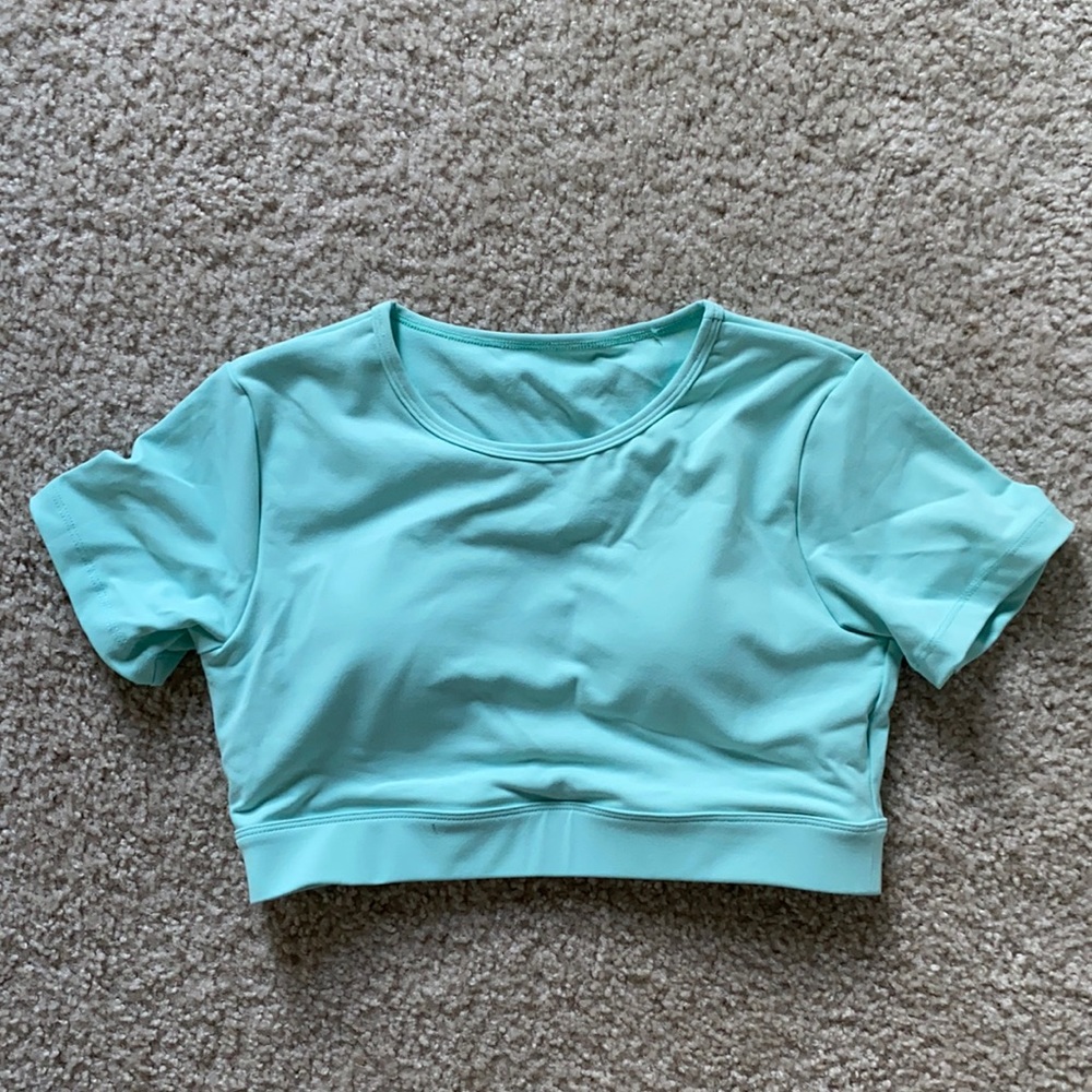 NVGTN Crop Top